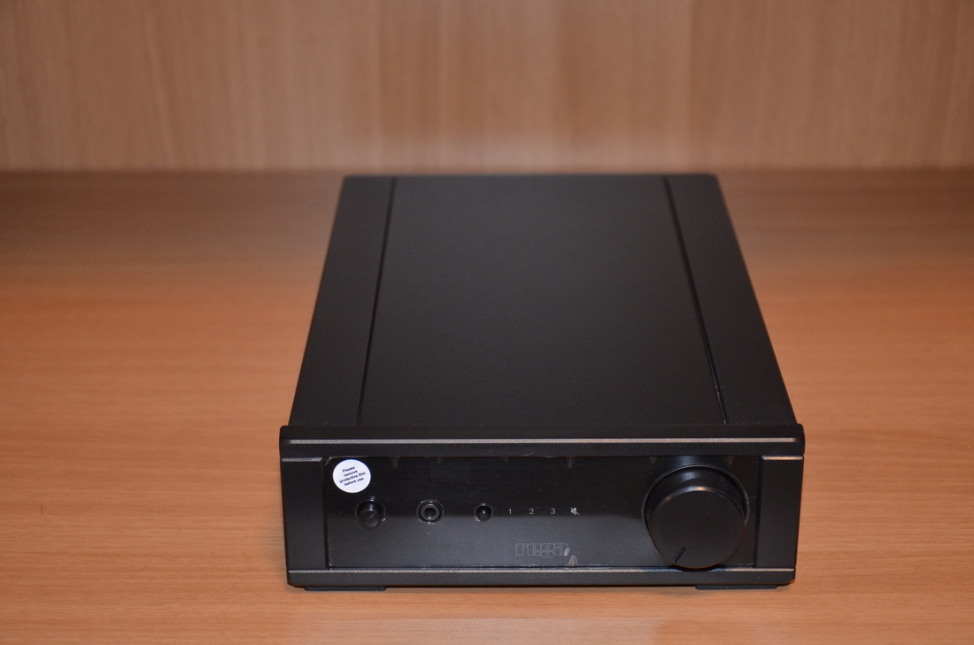 z Amplificatore REGA IO z Amplificatore REGA IO - immagine 2